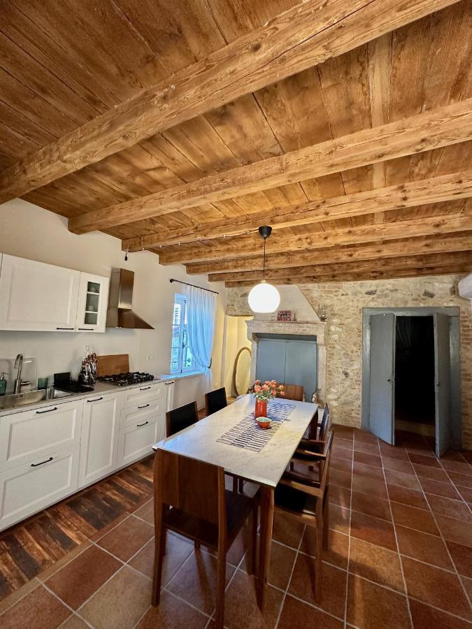 Locanda Dell'Oleificio Mezzane di Sotto Exterior photo
